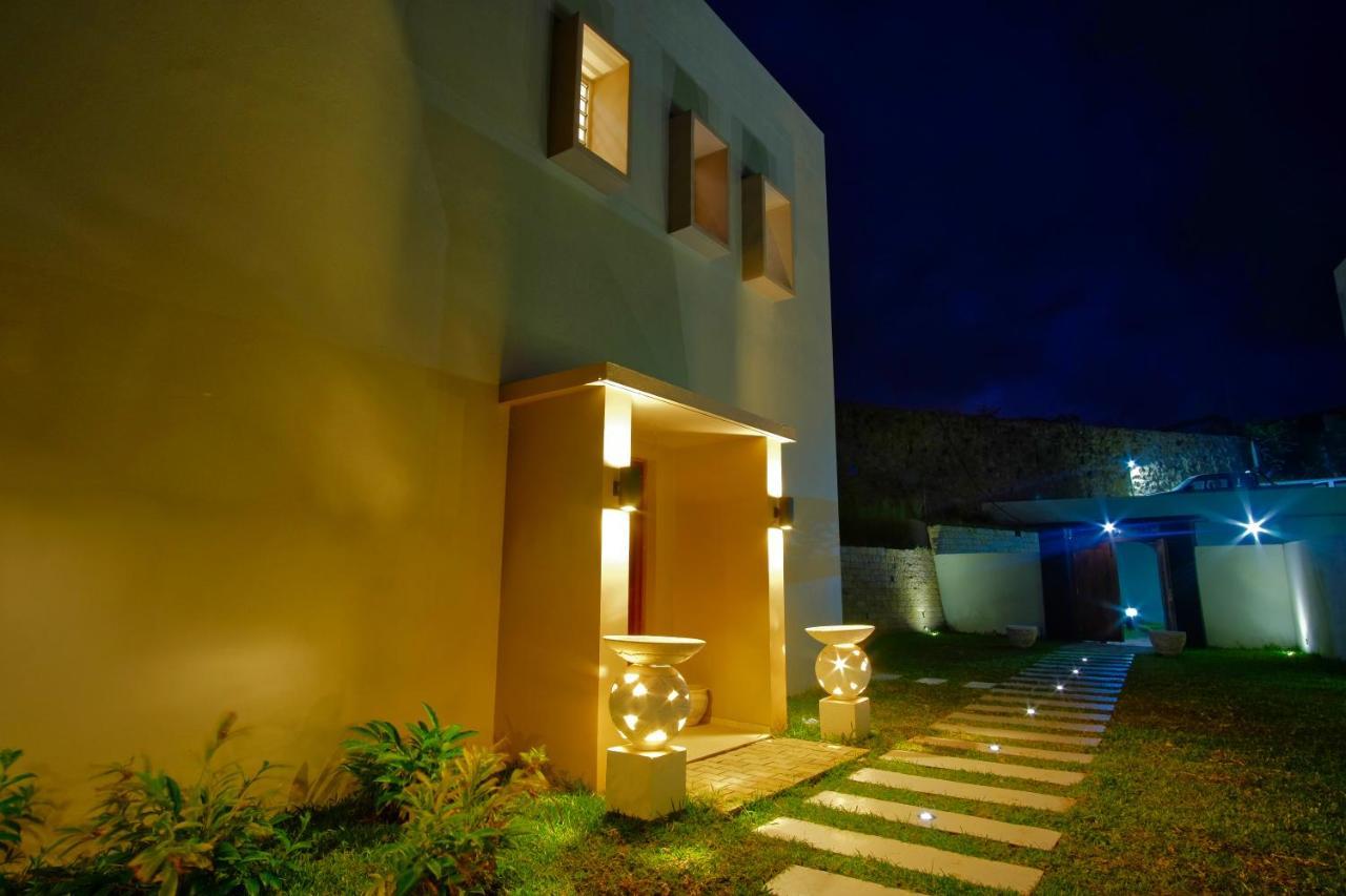 Villa Kintana Naka Hell-Ville Exterior photo